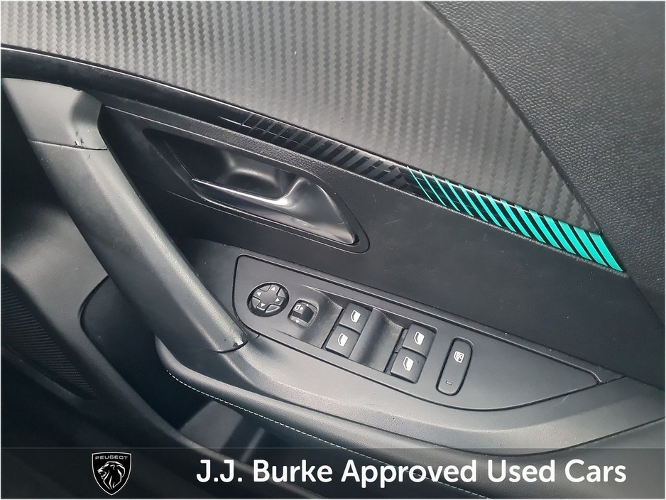 2022 Peugeot 2008 - image 19