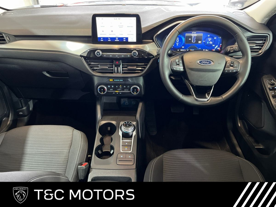 2023 Ford Kuga - image 2