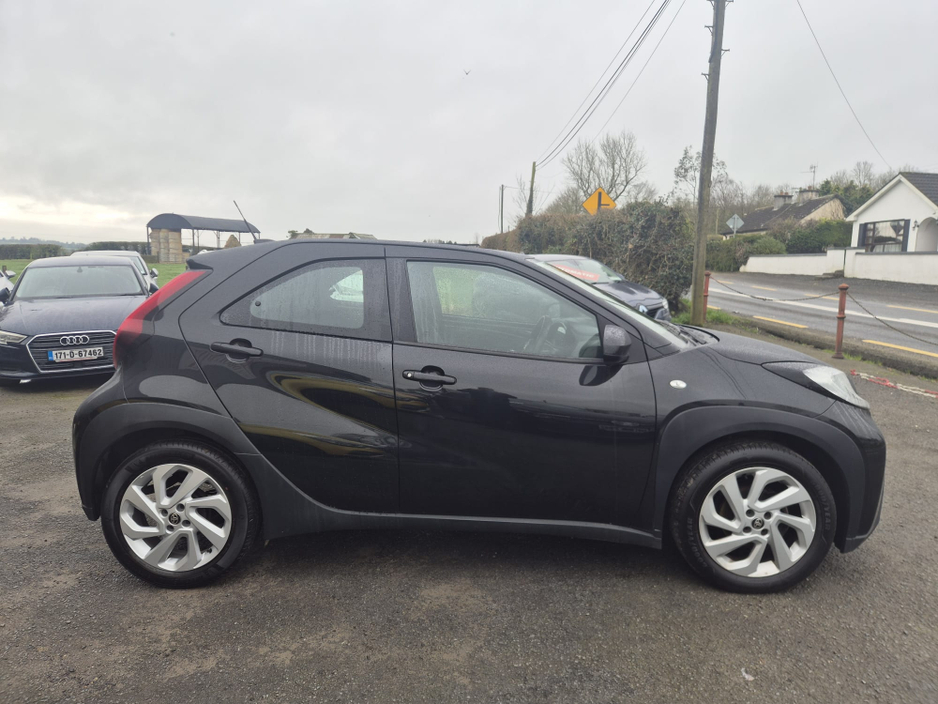 2023 Toyota Aygo X - image 6