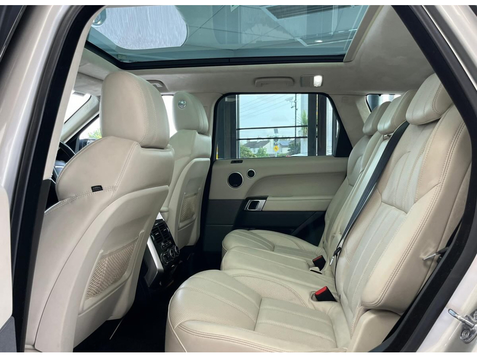 2017 Land Rover Range Rover Sport 2.0 D4 HSE DYNAMIC 240PS €39,900