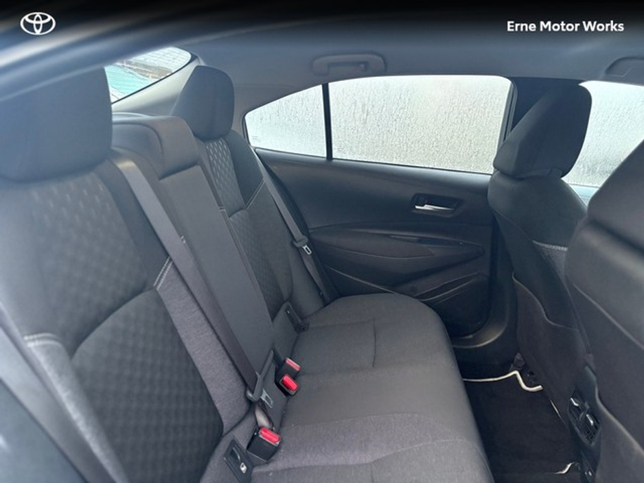 2023 Toyota Corolla COROLLA LUNA SPORT SALOON €28,450