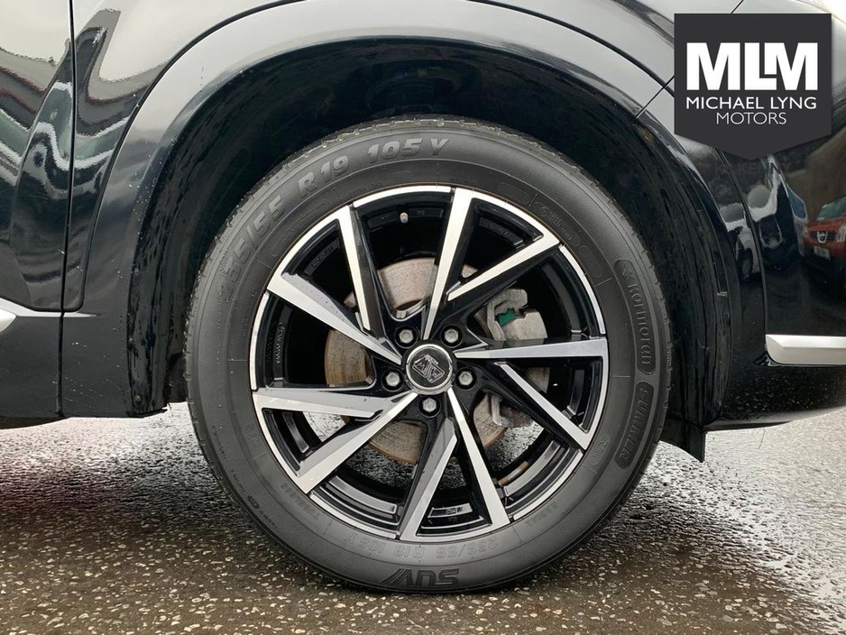 2023 Hyundai Santa Fe Phev 5DR Auto €46,995