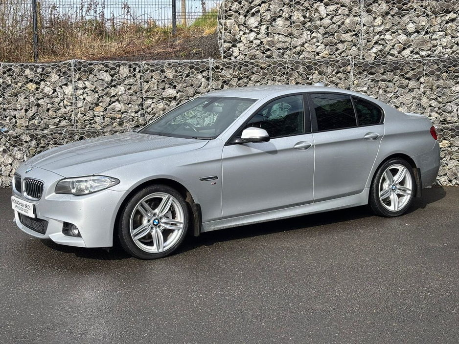 2016 BMW 5 Series - image 6