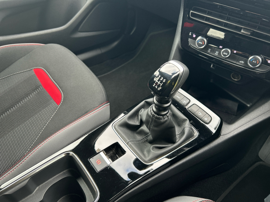 2021 Opel Mokka - image 10