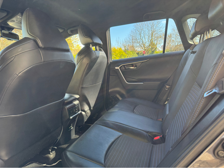 2021 Toyota Rav4 - image 20