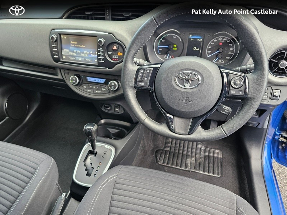 2019 Toyota Yaris - image 9