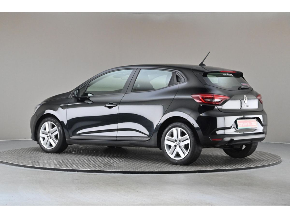 2022 Renault Clio - image 6