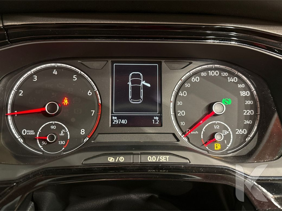 2018 Volkswagen Polo - image 16