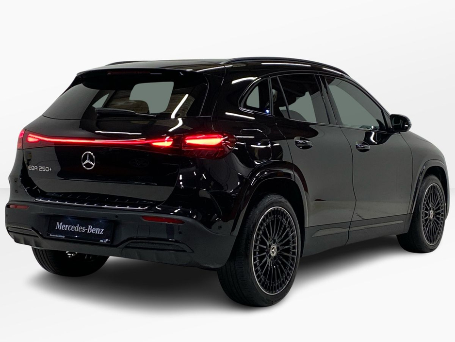 2025 Mercedes-Benz EQA - image 3