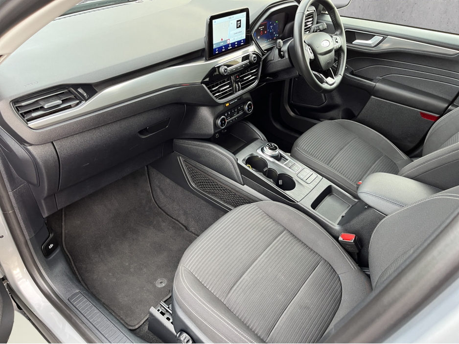 2023 Ford Kuga - image 12