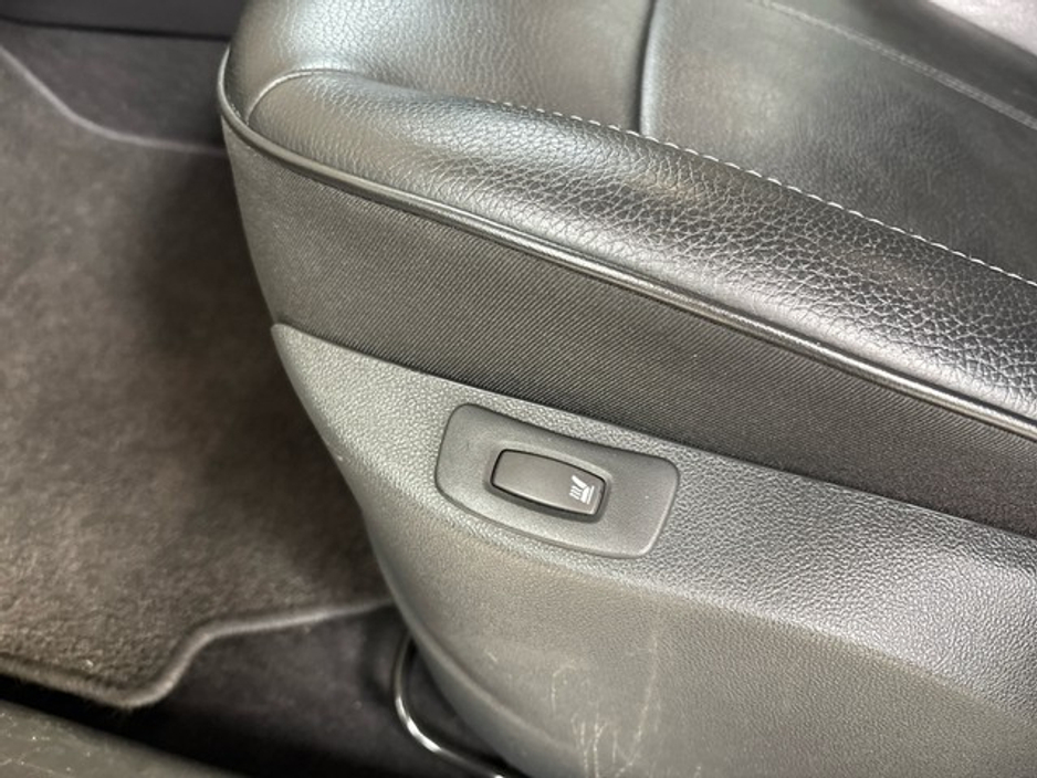 2019 Renault Captur - image 11