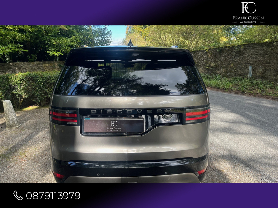 2022 Land Rover Discovery - image 8