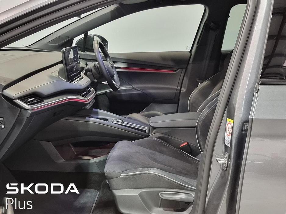 2025 Skoda Enyaq - image 4