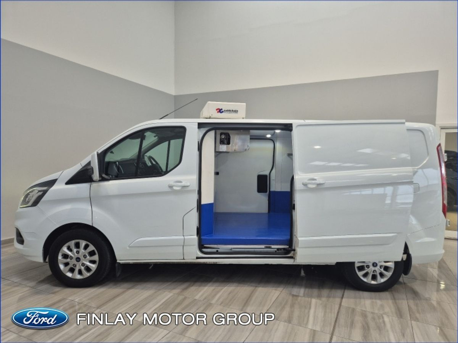 2023 Ford Transit Custom - image 24