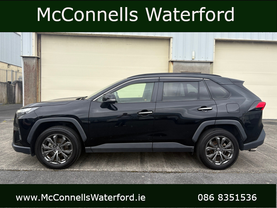 2022 Toyota Rav4 - image 3