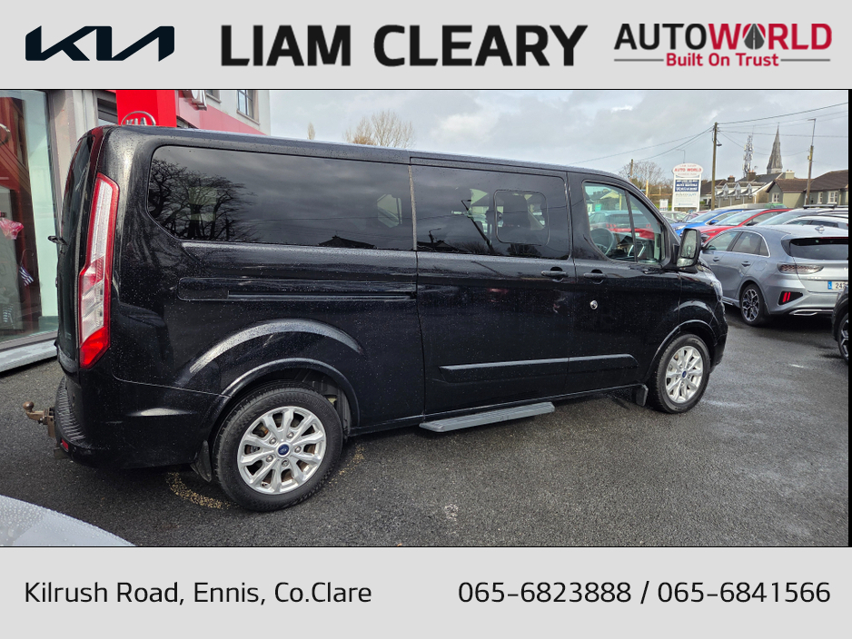 2019 Ford Tourneo - image 3