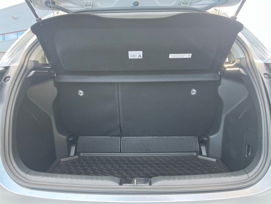 2023 Toyota Yaris 1.5 HYBRID LUNA 4DR AUTO €23,950