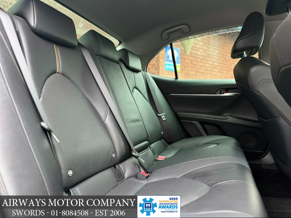 2018 Toyota Camry 2.5 HYBRID 5DR €18,995