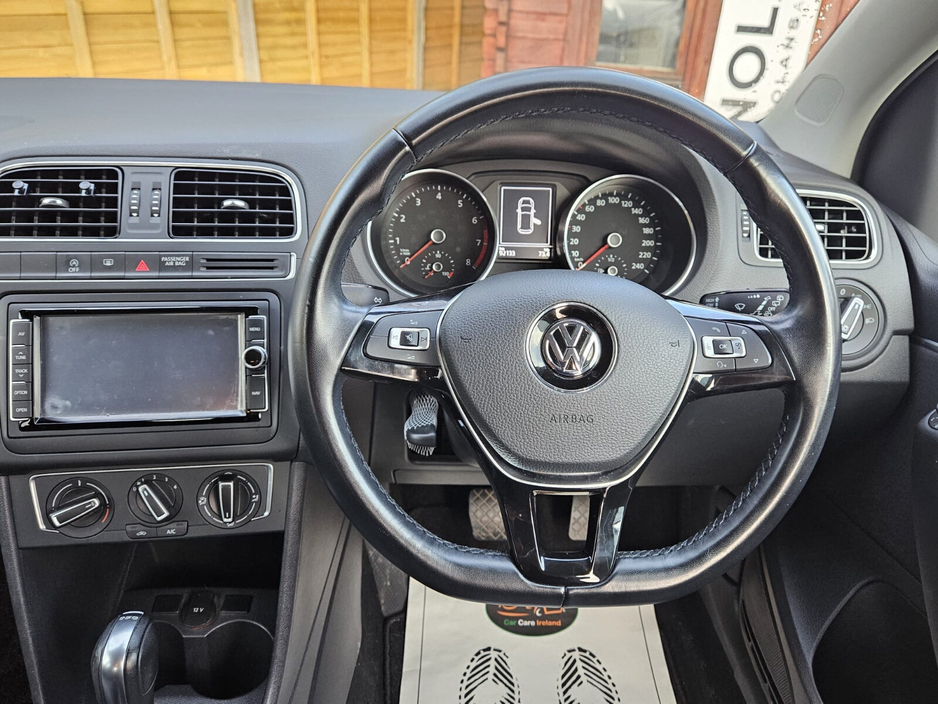 2016 Volkswagen Polo - image 24