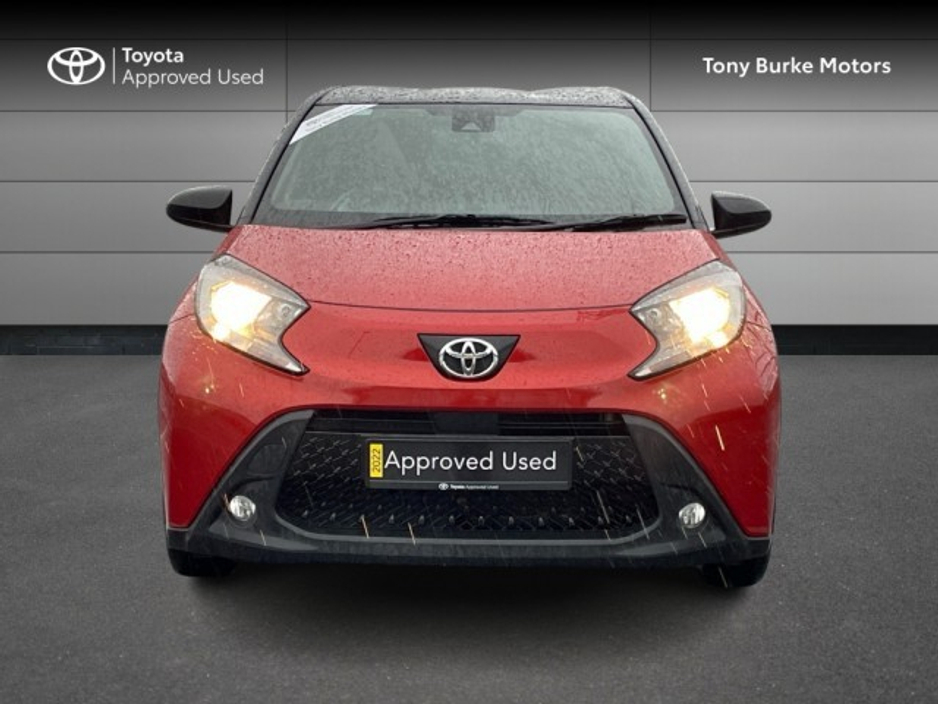 2021 Toyota Aygo X - Design - New Generation - 1.0i Petrol - 5dr - Superb Features - Great Value // Front Electric Windows // Rear Electric Windows // Electric Mirrors // Finger Tip Stereo Controls // Apple Carplay €15,899