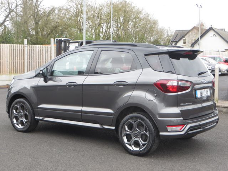 2019 Ford Ecosport - image 5
