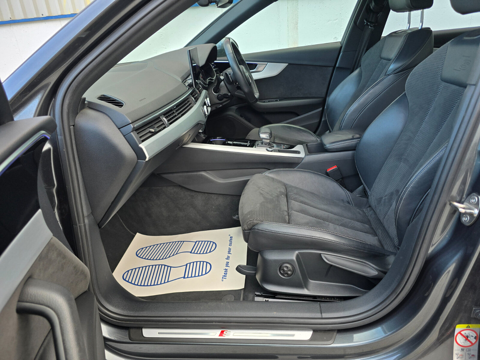 2020 Audi A4 - image 24