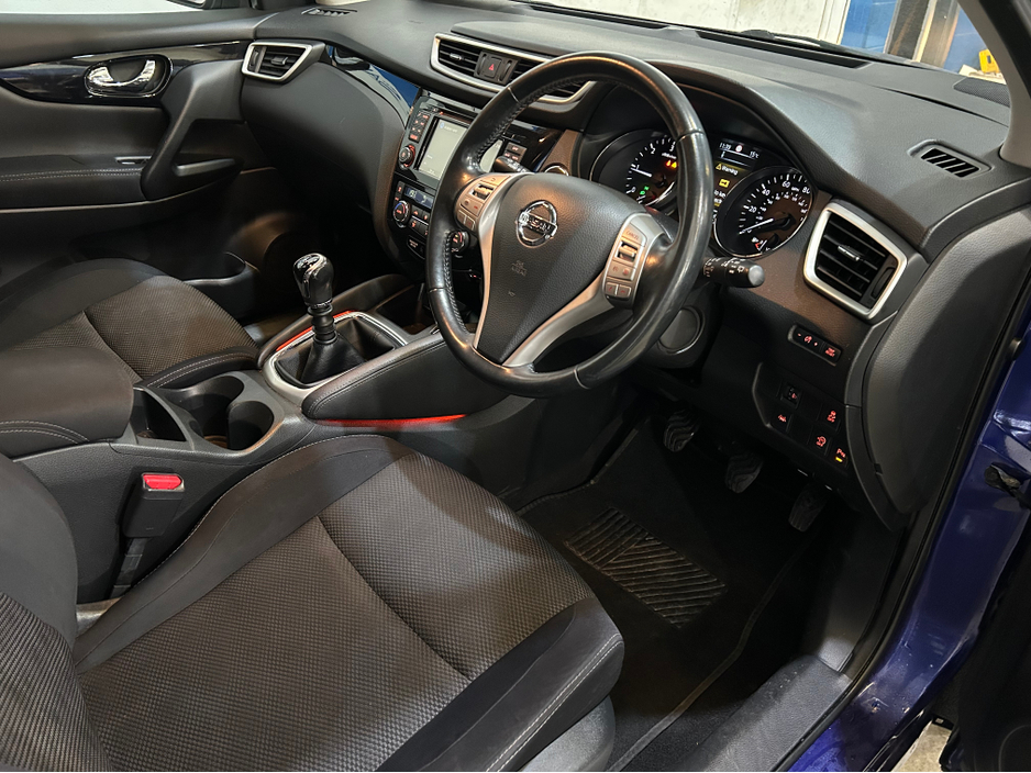 2015 Nissan Qashqai - image 10