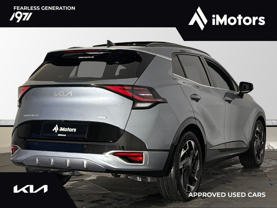 2023 Kia Sportage - image 3