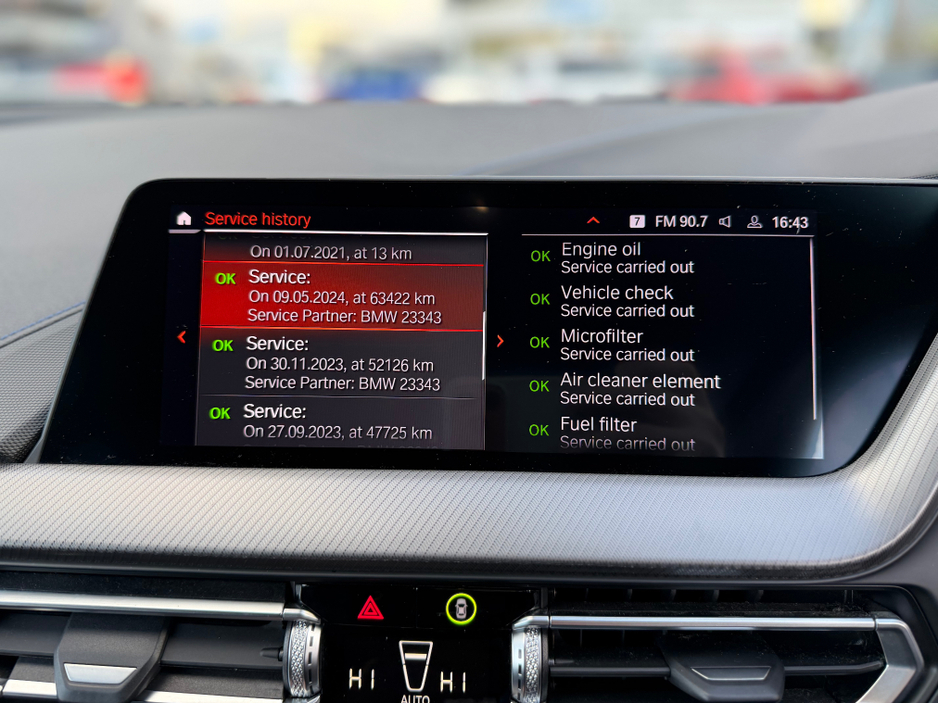 2021 BMW 1 Series - image 23