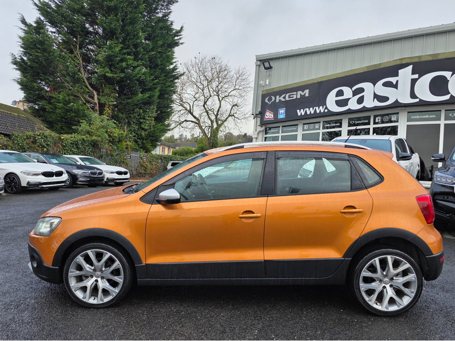 2015 Volkswagen Polo CROSS ( 152 REG ) 1.2 TSI HIGHLINE  CROSS EDITION / PARKING SENSORS / CLIMATE CONTROL // ONLY 58,060KLMs / SIMI DEALER // €11,950
