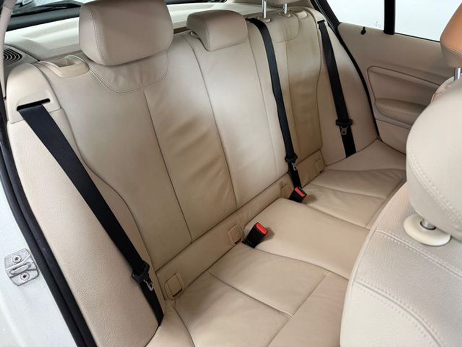 2014 BMW 1 Series - image 13