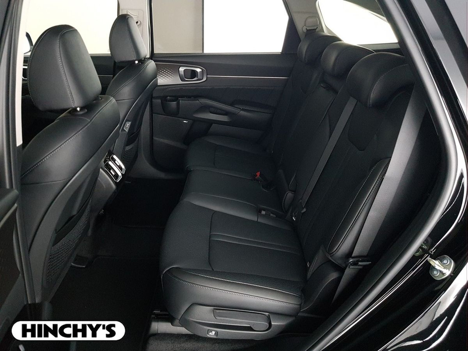 2026 Kia Sorento - image 7