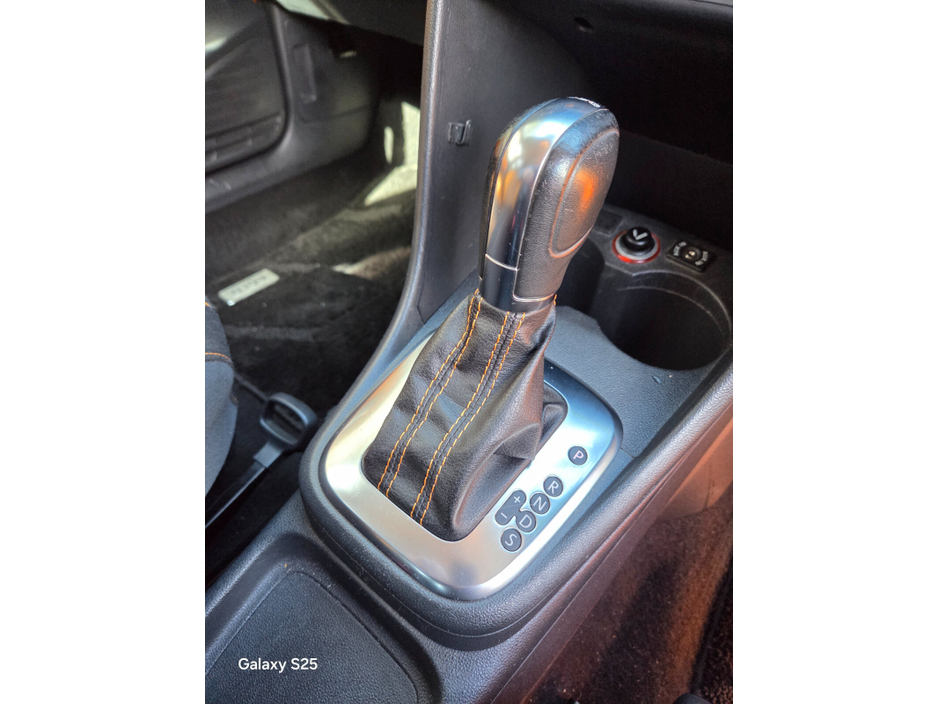 2012 Volkswagen Polo - image 15