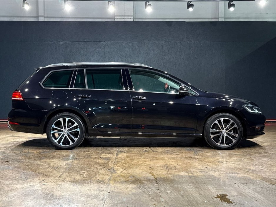 2020 Volkswagen Golf ESTATE AUTOMATIC 1.2L TSI - REVERSE CAMERA - UPGRADED ALLOY WHEELS - PADDLE SHIFT - DIGITAL DASH - CRUISE CONTROL - A/C HEATING CONTROLS €20,950