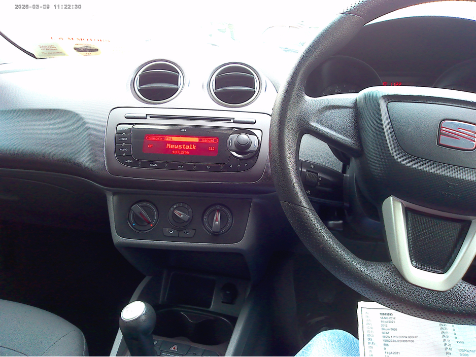 2012 SEAT Ibiza - image 2