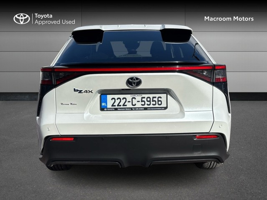 2022 Toyota bZ4X - image 4