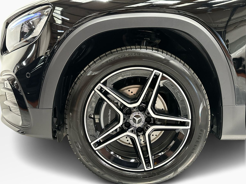 2026 Mercedes-Benz GLB - image 7