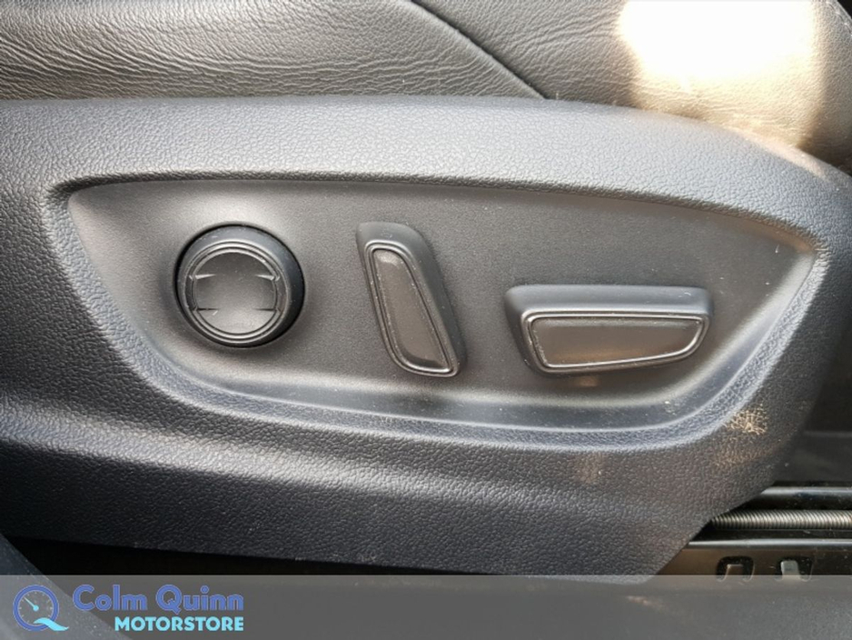 2022 Toyota C-HR - image 16