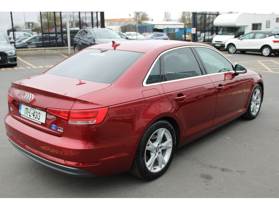 2017 Audi A4 - image 5