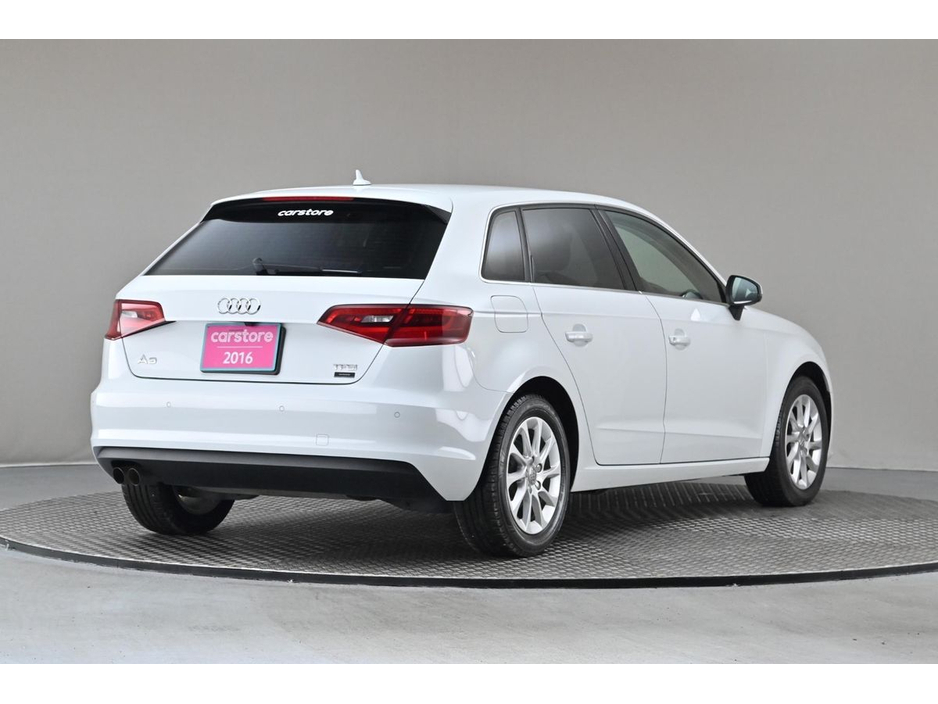 2016 Audi A3 - image 9