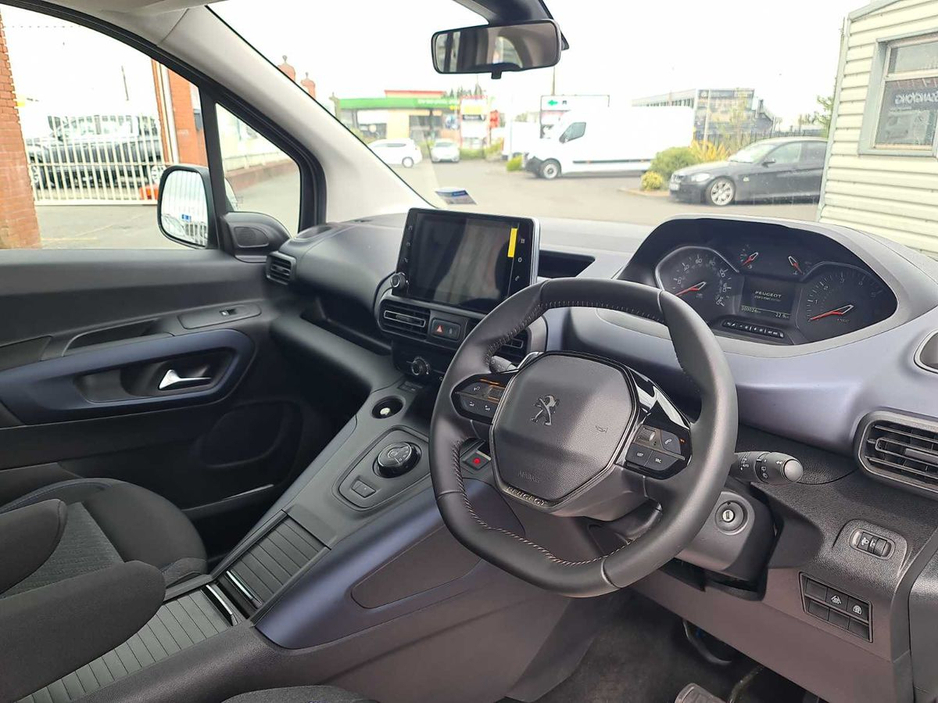 2026 Peugeot Rifter Allure Horizon RS/RS Plus/RE Wheelchair Accessible Taxi €61,950