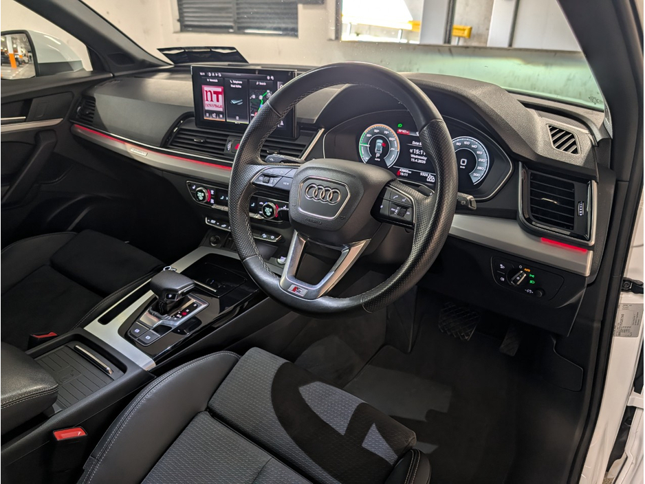 2024 Audi Q5 - image 17