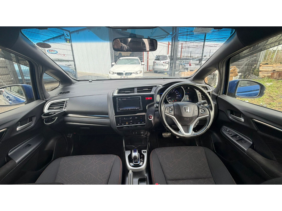 2014 Honda Fit - image 13