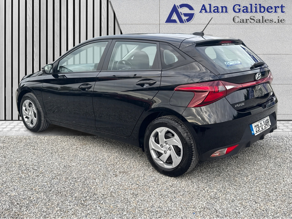 2023 Hyundai i20 - image 2