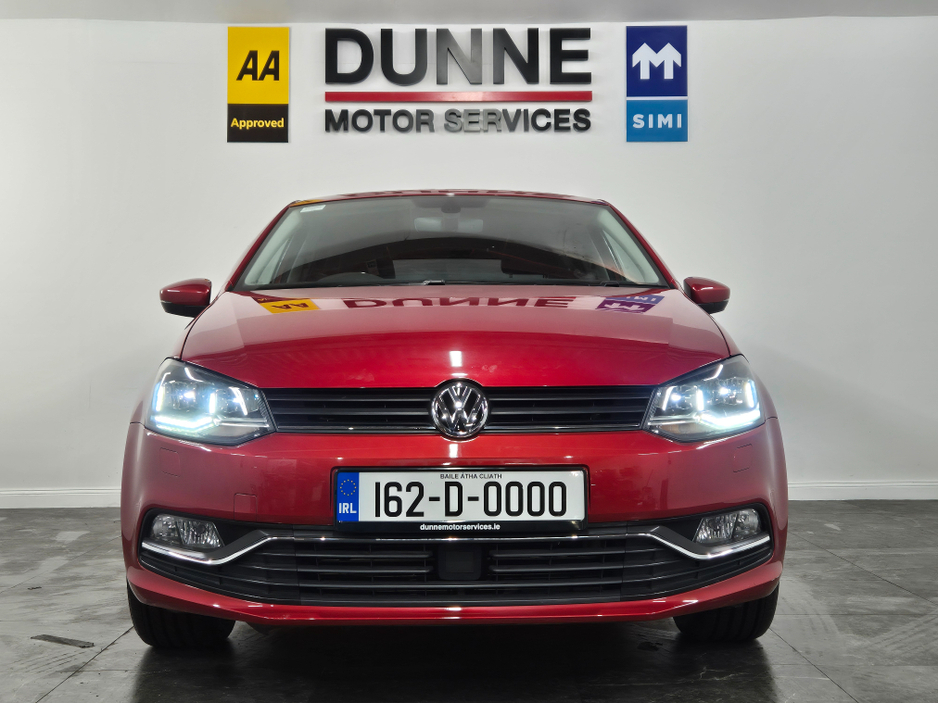 2016 Volkswagen Polo **HIGHLINE**AUTO**LEATHER/ALCANTARA SEATS**HEATED SEATS**ANDROID/APPLE MEDIA RADIO**DISTRONIC CRUISE CONTROL**LED HEADLAMPS**CLIMATE CONTROL**REVERSE CAMERA**AUTO LIGHTS**FOLDING MIRRORS**PADEL SHIFT* €13,499