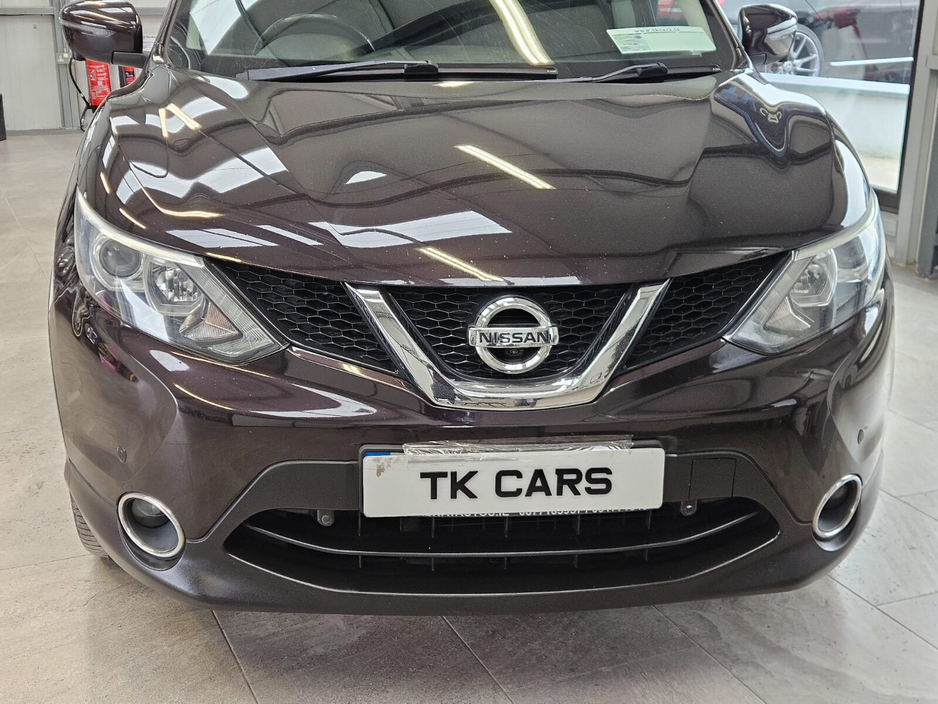 2016 Nissan Qashqai - image 4