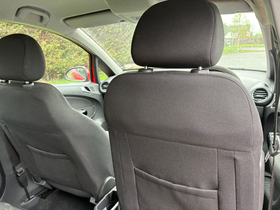 2011 Opel Corsa - image 10