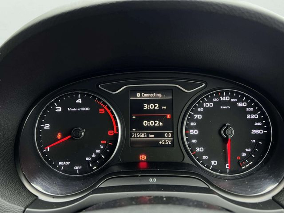 2015 Audi A3 - image 9