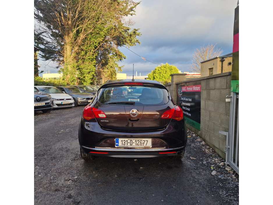 2013 Opel Astra 1.4 16v VVT 100PS S €4,450