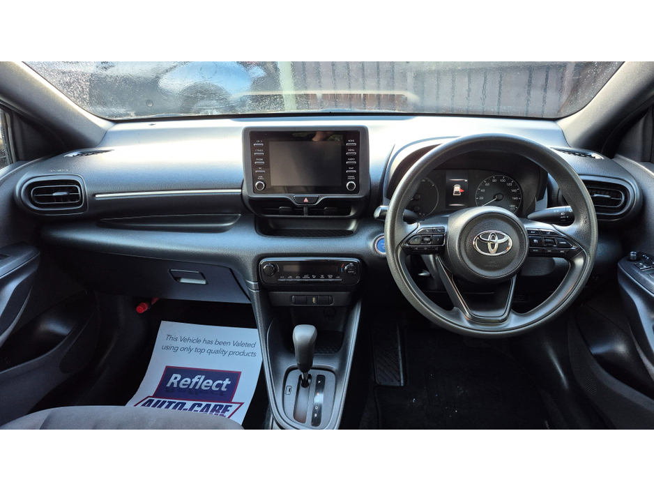 2020 Toyota Yaris Hybrid X Pack Automatic €14,950